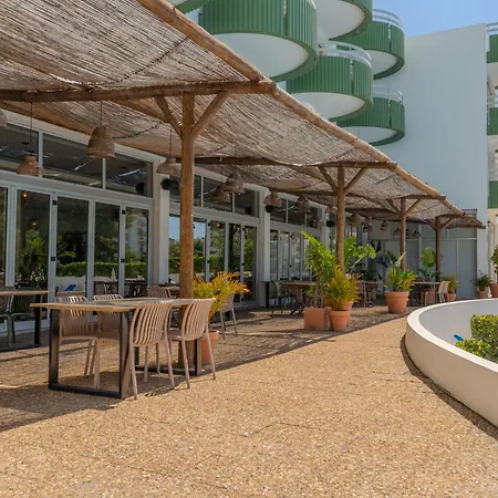 Com 3 Quartos Em Frente A Portimão